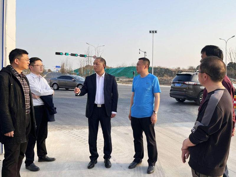 調研在建涉鐵項目.jpg 調研在建涉鐵項目.jpg